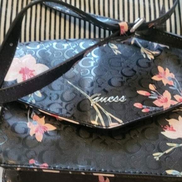 Guess Black and Pink Floral Crossbody Bag - Picture 1 of 5